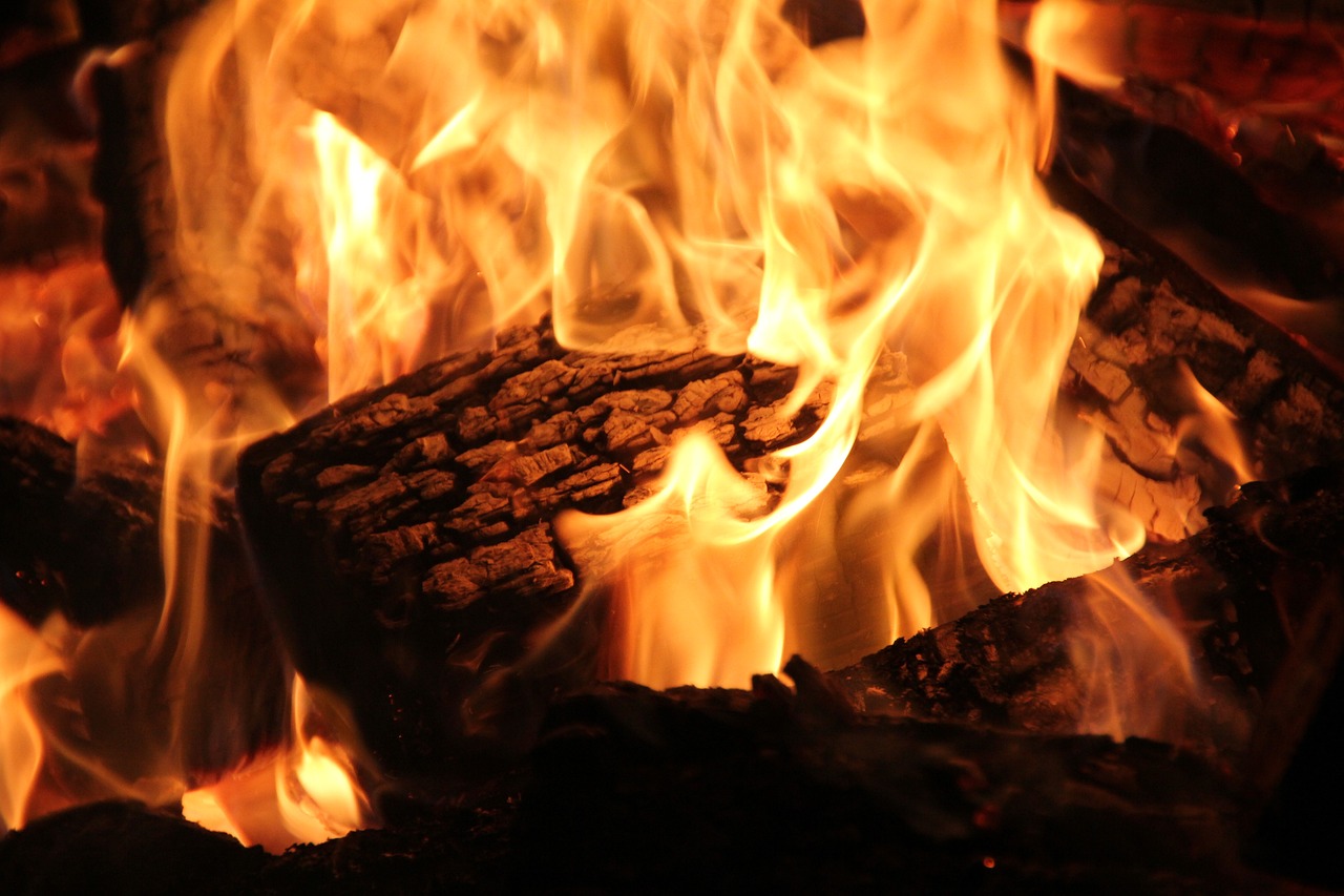 Expert Fireplace Cleaning in Glenview, IL Professional Fireplace Cleaning Services In Glenview Illinois